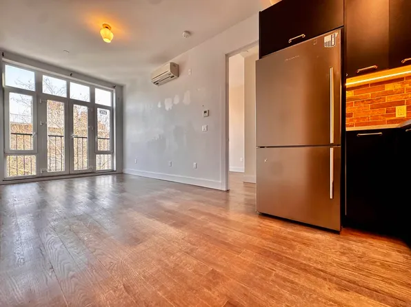 99 Varet Street image 1 of 18