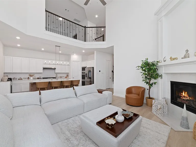 24711 Hibiscus Garden Way — Photo 16