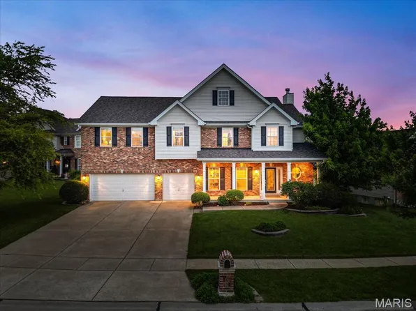 42 Scarlet Meadows Ct, O'Fallon, MO 63366