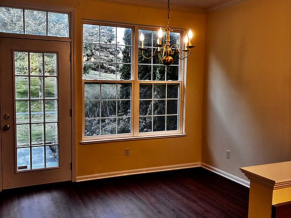 2nd image of 2563 Wyndgate Ct
