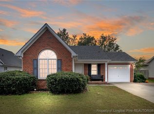 6325 Bent Tree Dr, Fayetteville, NC 28314