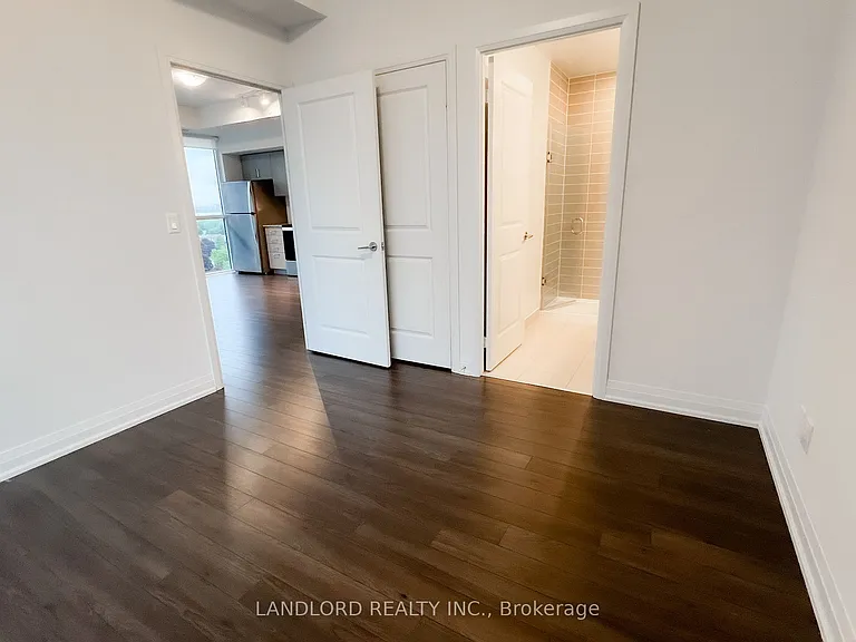 10 Meadowglen Pl #1202 — Photo 10