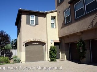 31062 Strawberry Tree Ln, Temecula, CA 92592