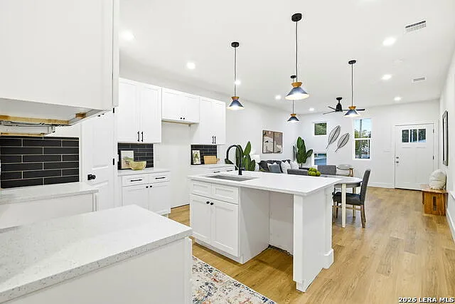 1801 W Southcross Blvd — Photo 9