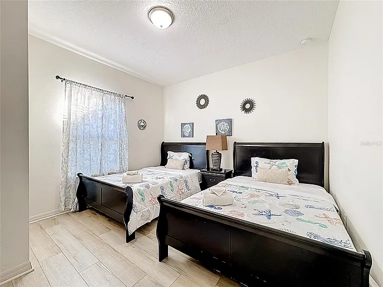 8986 Shine Dr — Photo 13