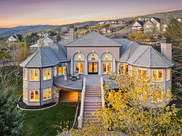 1714 S Ridge Point Dr, Bountiful, UT 84010