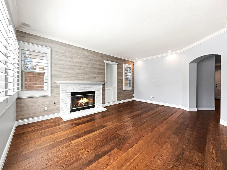 5953 Park Crest Dr — Photo 6