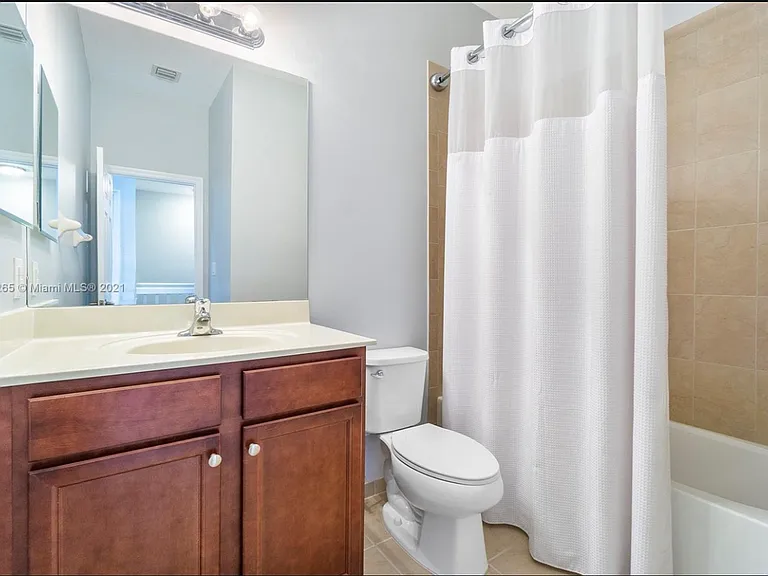 9461 SW 172nd Ave — Photo 19