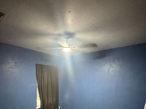 3rd image of 1210 W GERALD AVE
