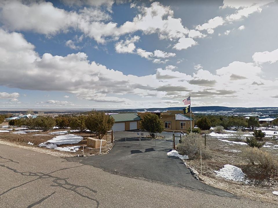 1st image of 36 Western Saddle Dr
