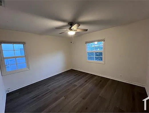 10650 Camarillo St — Photo 11