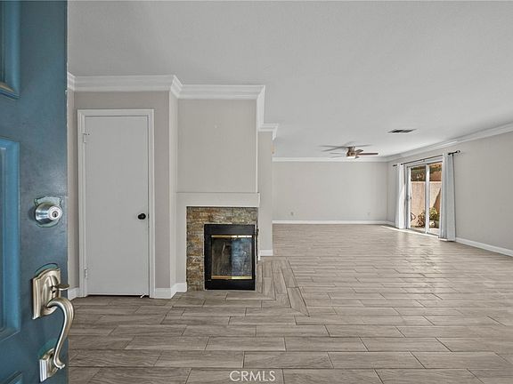 2nd image of 25118 Steinbeck Ave