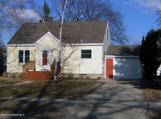 226 Merriam Ave S, Thief River Falls, MN 56701