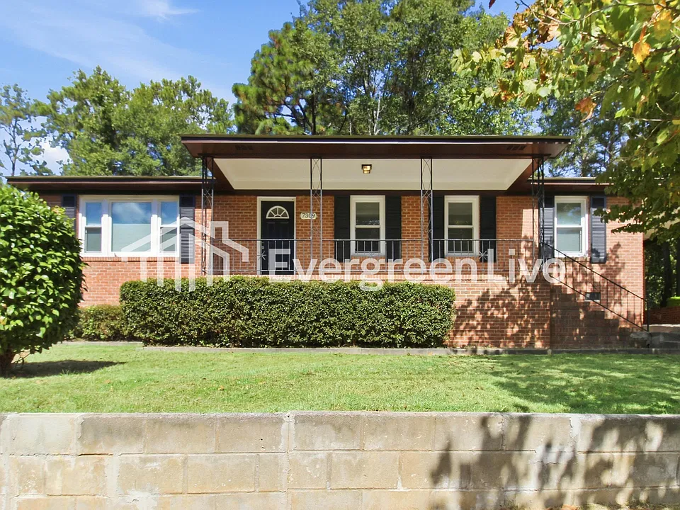 7309 Parkview Dr