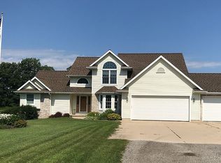 7881 Emery Rd, Portland, MI 48875