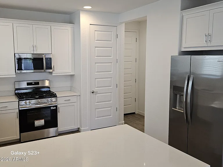 3353 S Primrose Ave — Photo 5