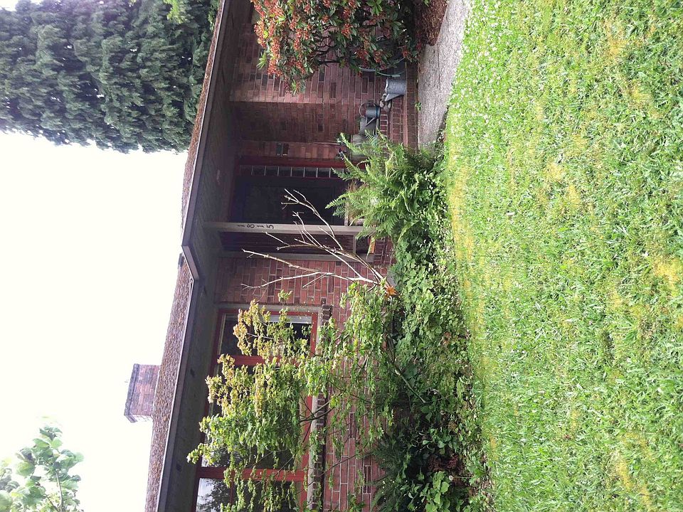 2nd image of 1815 NE 82nd St