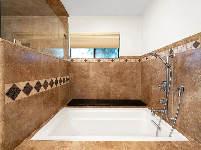 14500 Las Palmas Dr #54 — Photo 14