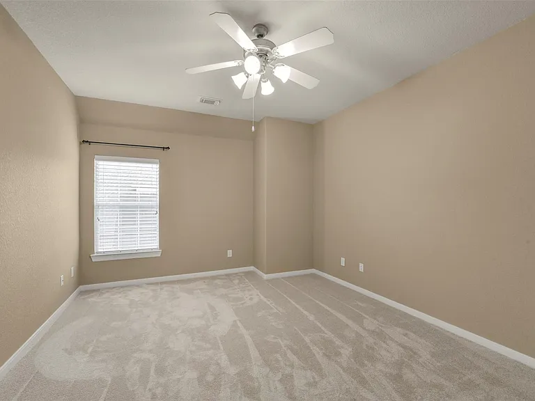 25610 Corey Cove Ln — Photo 38