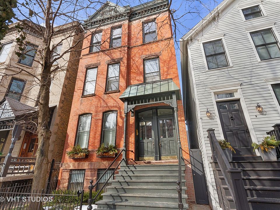 1st image of 228 W Saint Paul Ave #3