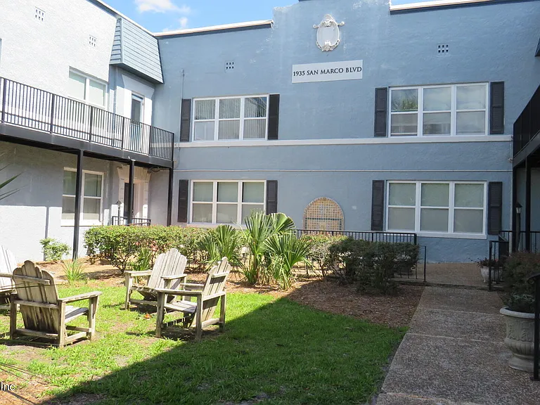 1935 San Marco Blvd #16 — Photo 2