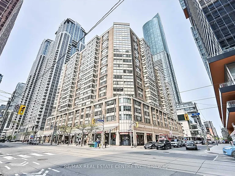 711 Bay St #1414 — Photo 1