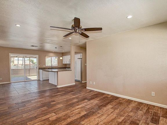 3rd image of 1144 W Cornell Dr