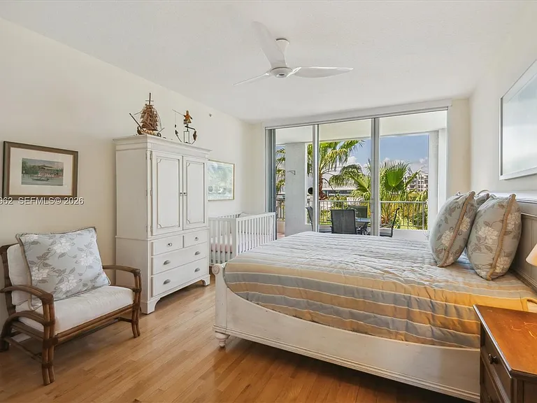 701 Crandon Blvd #Penthouse 1 — Photo 6