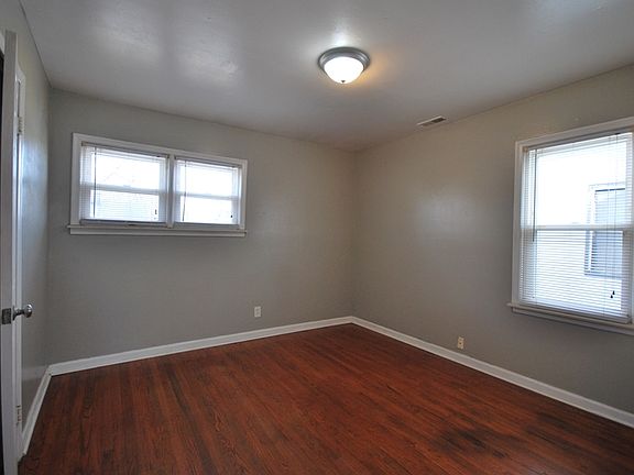5th image of 640 E Kalama Ave
