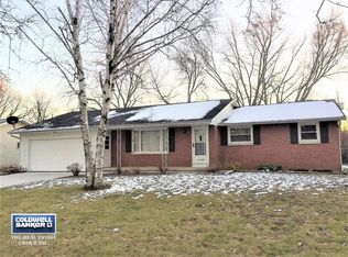 1199 Canterbury Rd, Green Bay, WI 54304