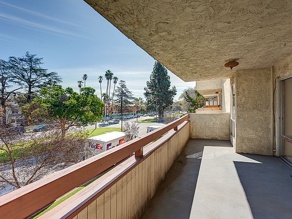 4th image of 125 S Sierra Madre Blvd Unit 203