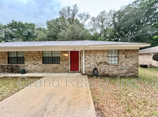 6457 Maddox Rd, Milton, FL 32570