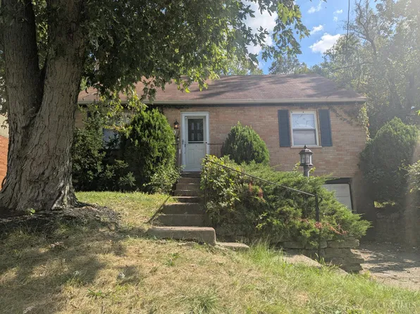 3380 Spurrier Ln, Cincinnati, OH 45241