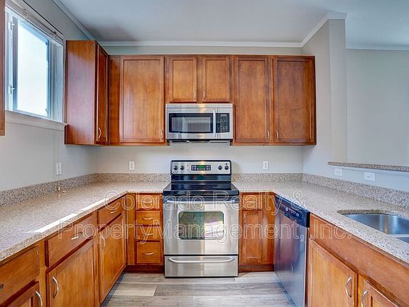 3rd image of 84 N Spruce St Unit 204