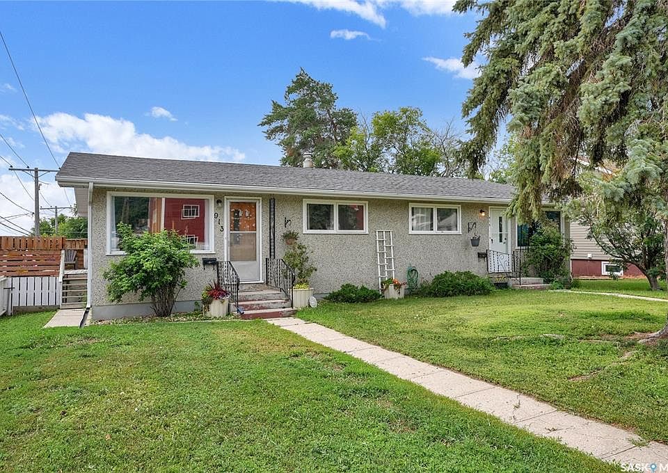 1st image of 913-915 Hochelaga STREET W