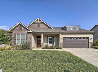 18 Canyon Ct, Greenville, SC 29607