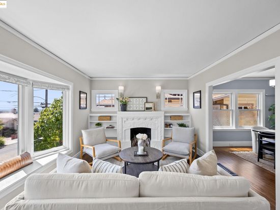 3021 Morcom Ave, Oakland, CA 94619