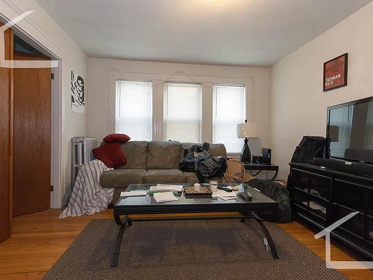 64 Euston Rd #1 — Photo 7