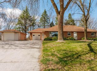 17150 W National Ave, New Berlin, WI 53151