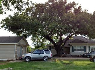 1115 13000 Rd, Altamont, KS 67330