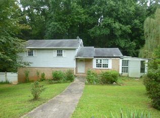 2190 Chestnut Log Way, Lithia Springs, GA 30122