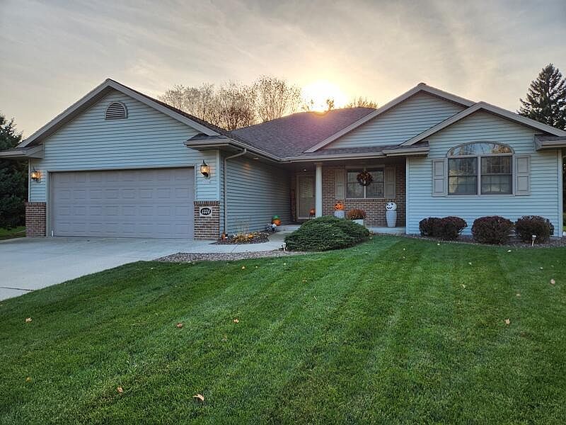 1st image of 1334 Blackwood Ct
