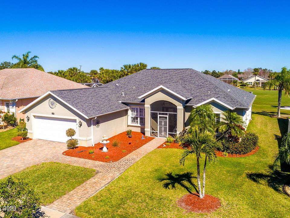 1st image of 2563 Canterbury Cir