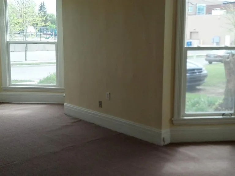 415 James Ave SE #1 — Photo 3