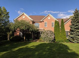 2001 Highlands Dr, Latrobe, PA 15650