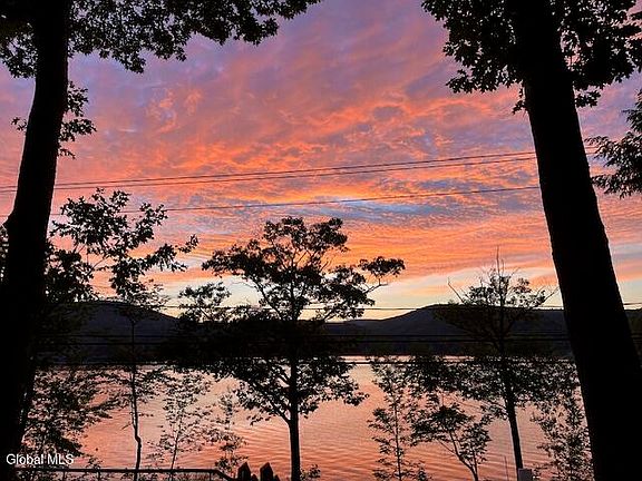 3rd image of 2018 S Shore Road