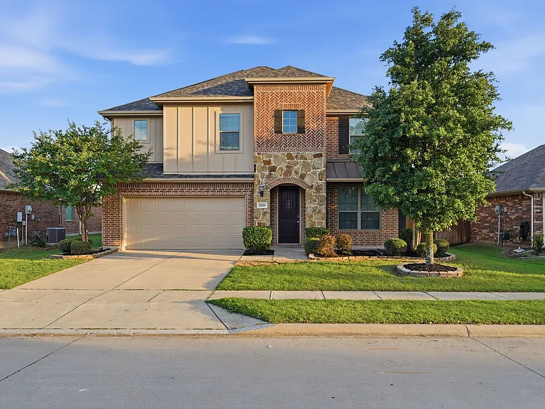2208 Gregory Creek Dr — Photo 11