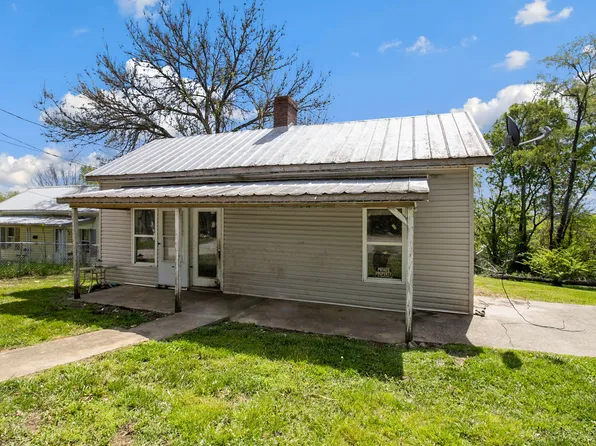 512 N North Hill St, Greeneville, TN 37745