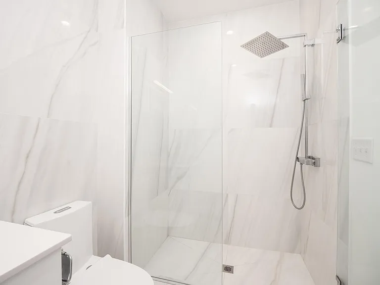 340 W 2nd St #9 — Photo 24