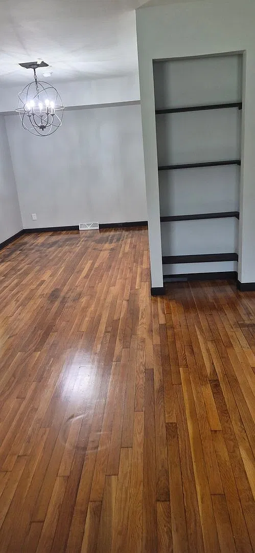 Charming 3BR House in Saint Louis — Photo 3